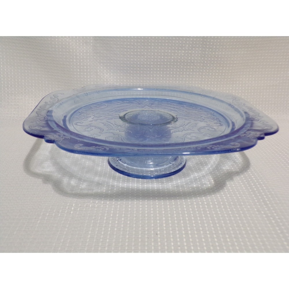 Vintage Indiana Glass Co Cake Plate Pastel Blue Original Box  #4763 10.5" Round